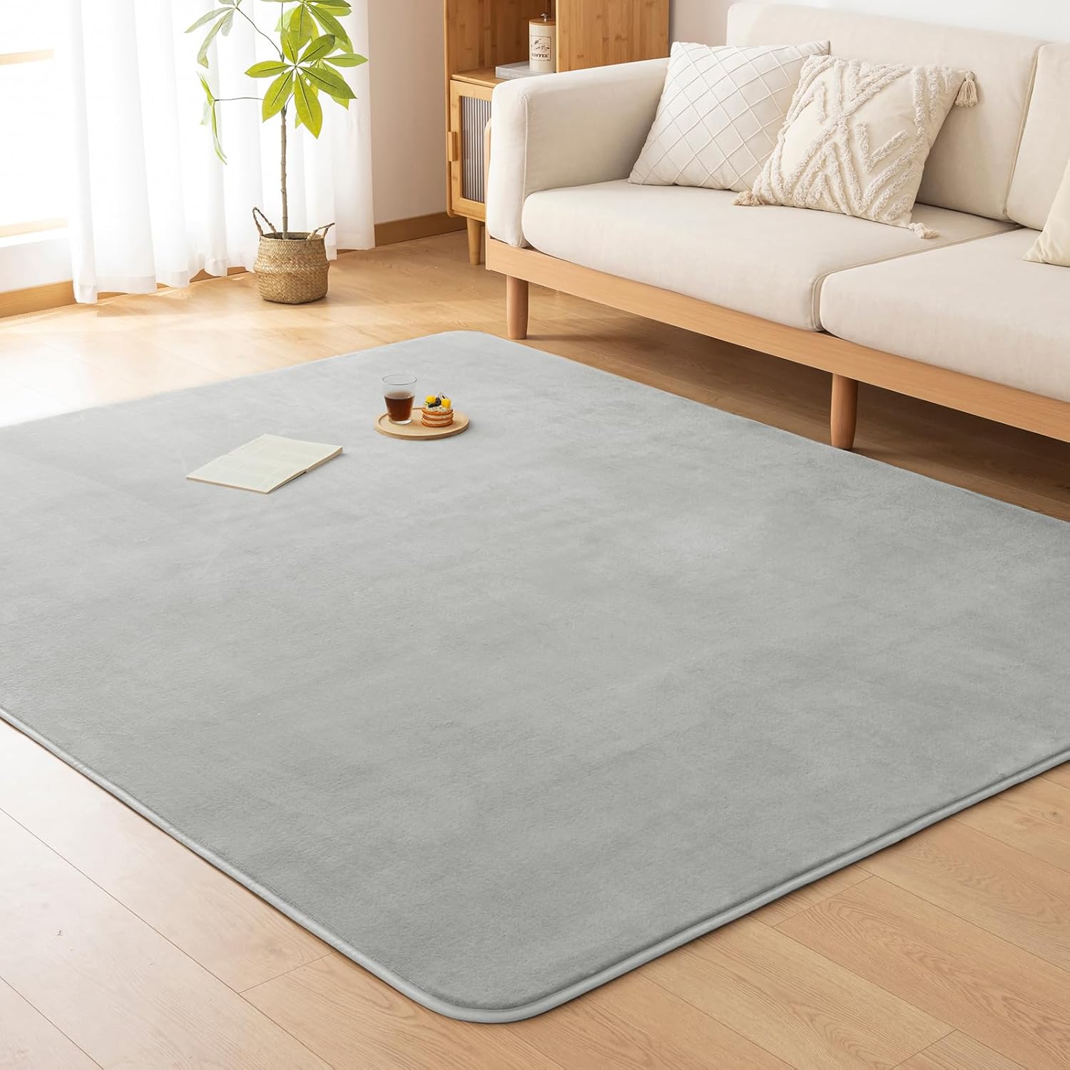 225万ノット、超高密度織！ 本場イラン産 絨毯！円形200cm‐200121 225万ノット、超高密度織！ 本場イラン産 絨毯！円形200cm‐200121 高